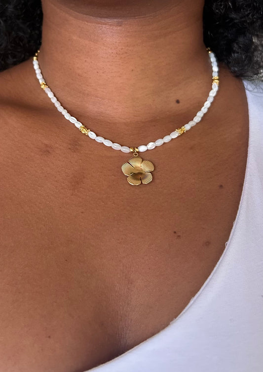 Collier “Fleur Dorée”