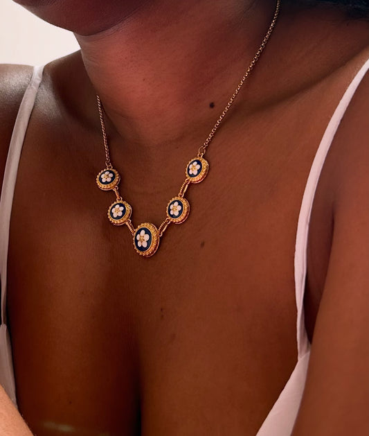 Collier Oria.