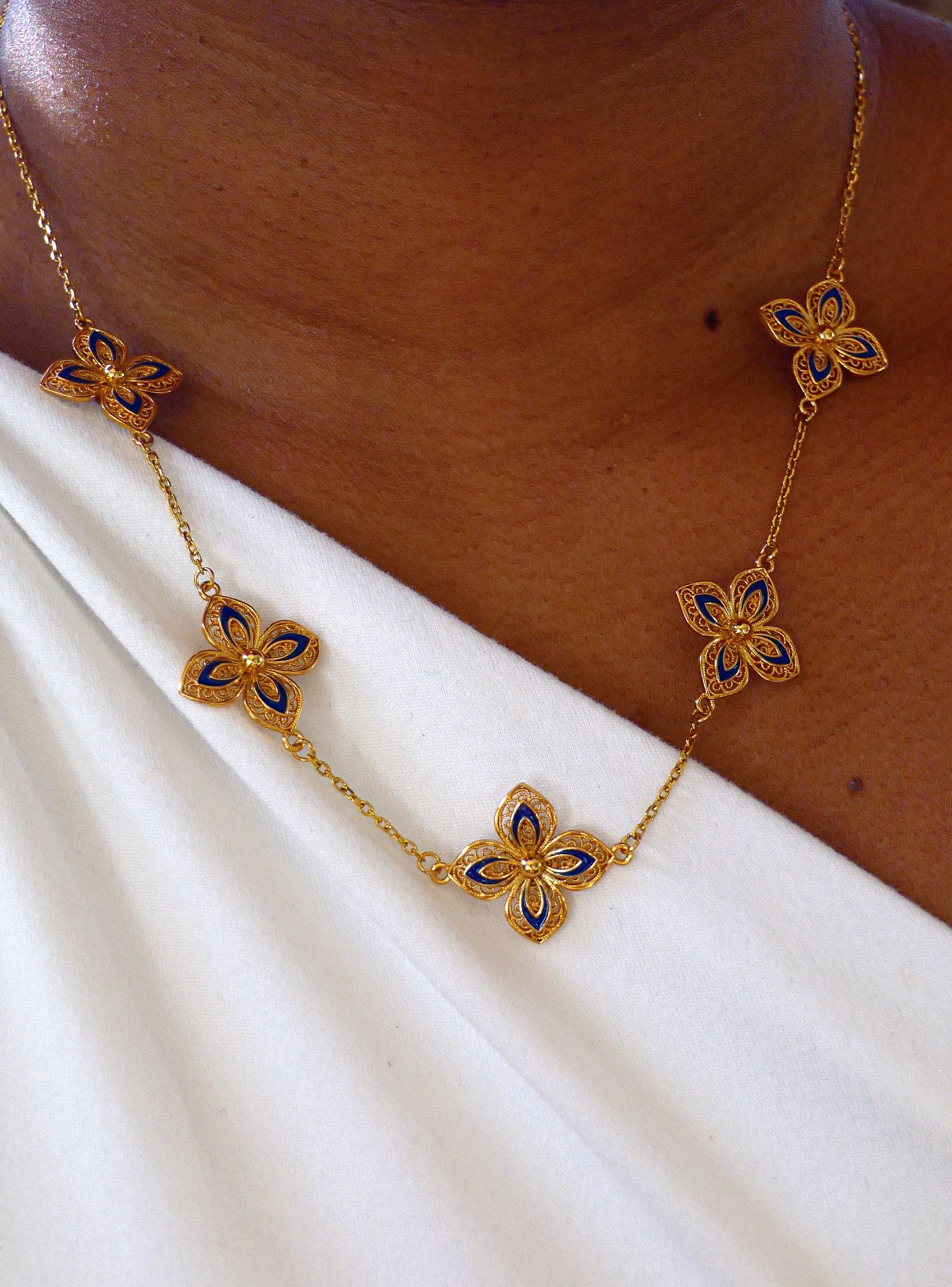Collier Fleurs Bleues