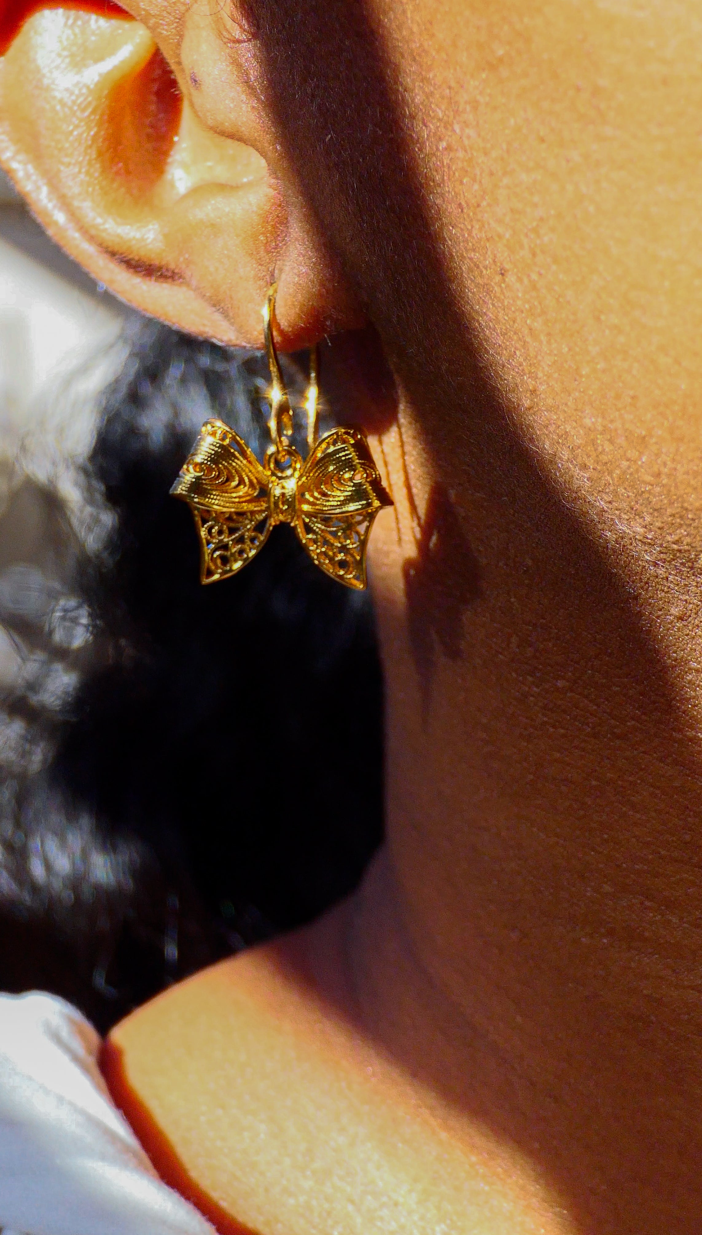 Boucles d’oreilles Charms Nœud Doré