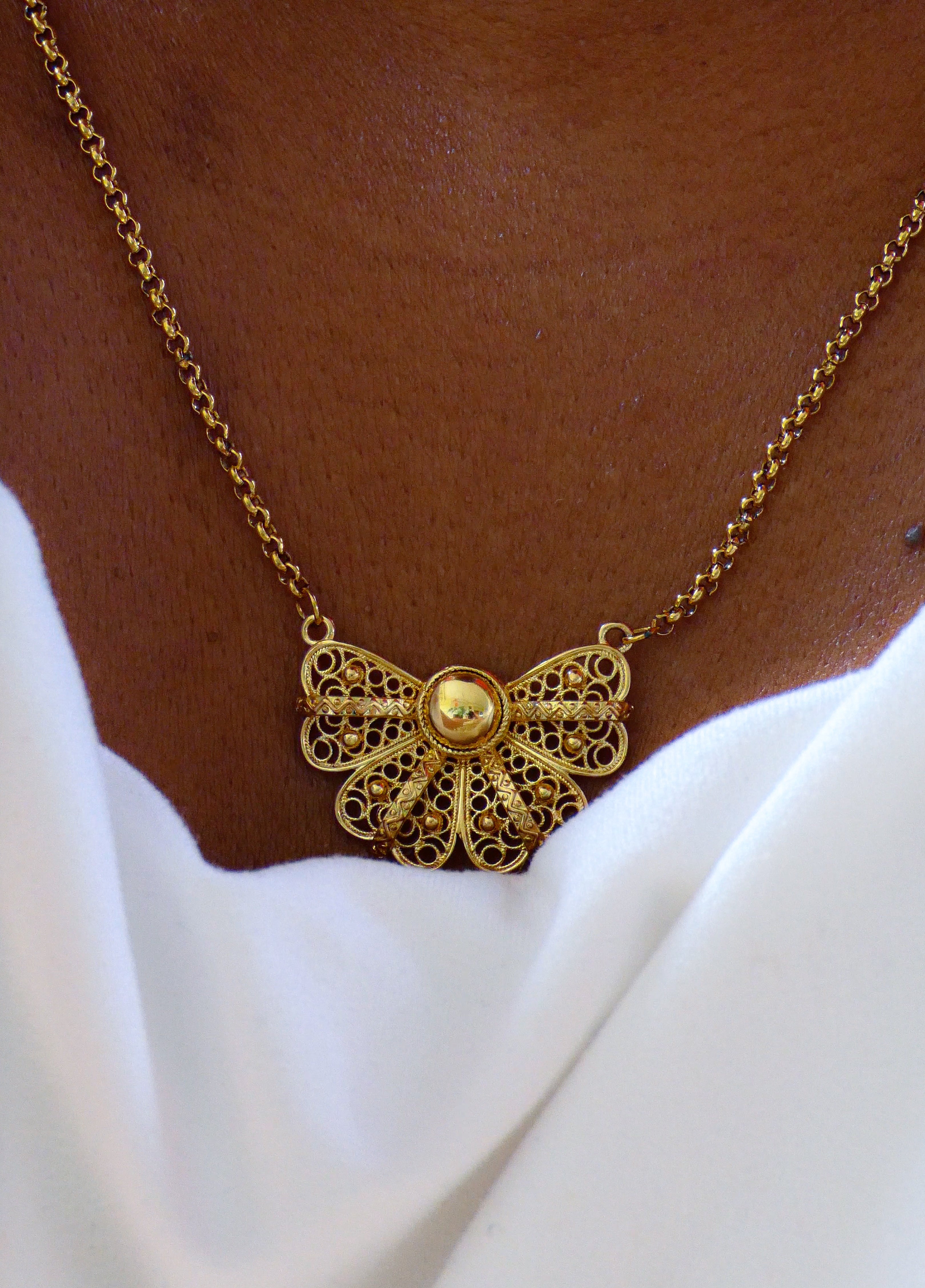 Collier Noeva