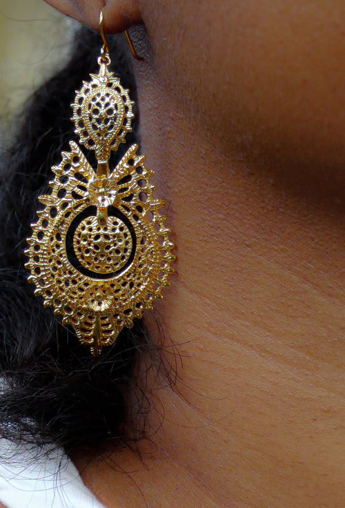 Boucle d'Oreille REINE (6cm).